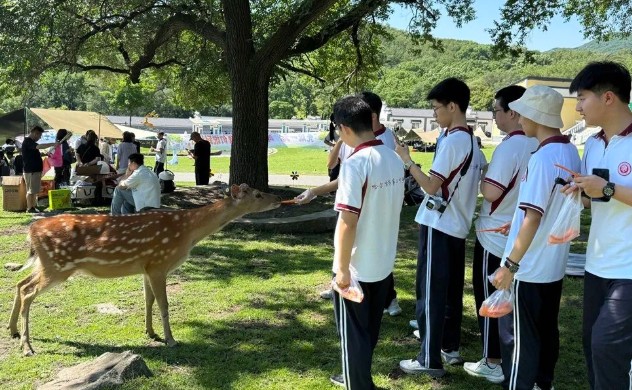 平山皇家鹿苑：哈三中師生沉浸式解鎖全新研學體驗