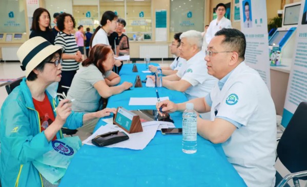 【民生筑企】省森工總醫院：名醫力量再升級 愛心義診解民憂