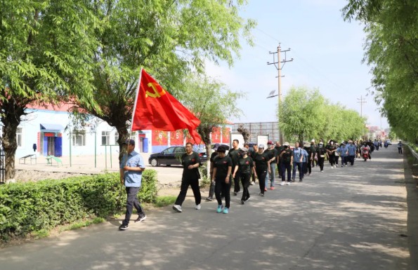 迎春、興城療養院公司：黨建暖心聚溫情  敬老為民踐初心