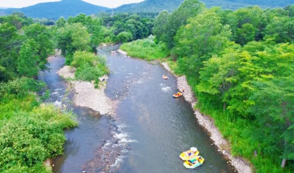 方正：躲進山林秘境 解鎖夏日滿分清涼